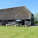 Huis Aan De Vijver