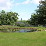 Huis Aan De Vijver