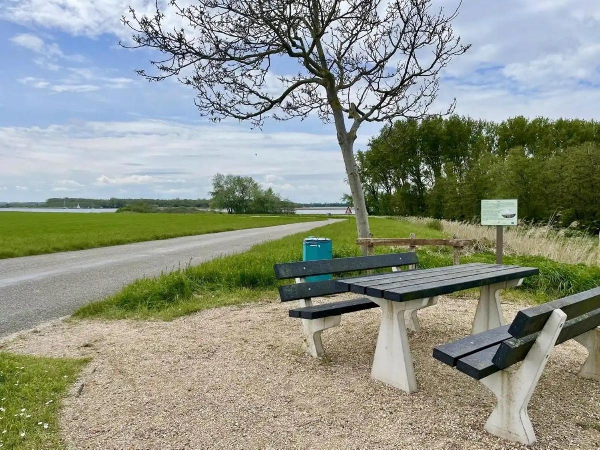 Vakantiehuis Aan De Vijver